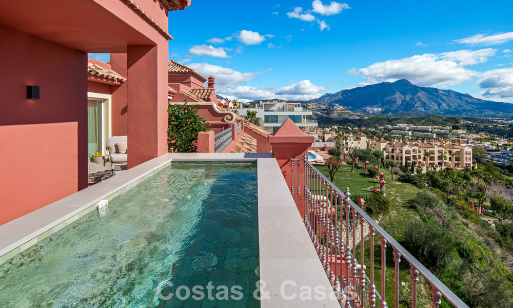 Penthouse haut de gamme entièrement rénové avec vue spectaculaire sur la mer à vendre à Marbella - Benahavís 800066