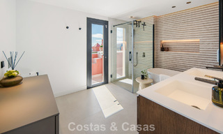 Penthouse haut de gamme entièrement rénové avec vue spectaculaire sur la mer à vendre à Marbella - Benahavís 800068 