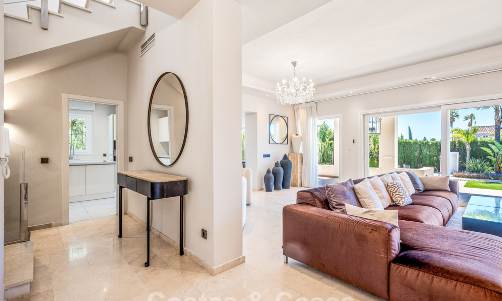 Villa de luxe avec espace de divertissement à vendre à Nueva Andalucía, Marbella 799977