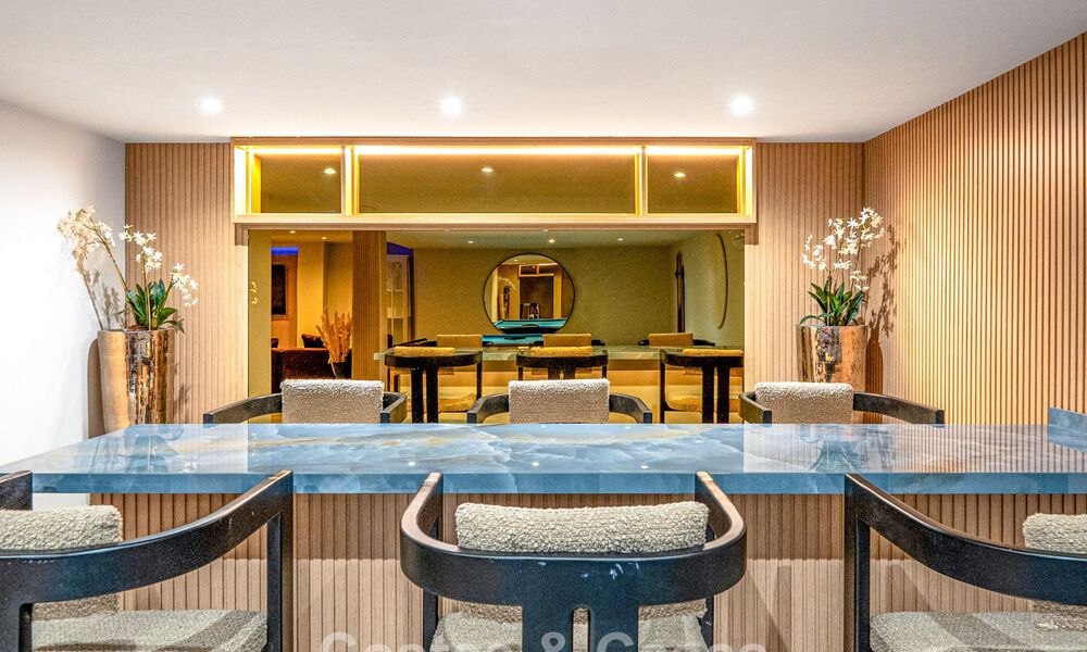 Villa de luxe avec espace de divertissement à vendre à Nueva Andalucía, Marbella 799998