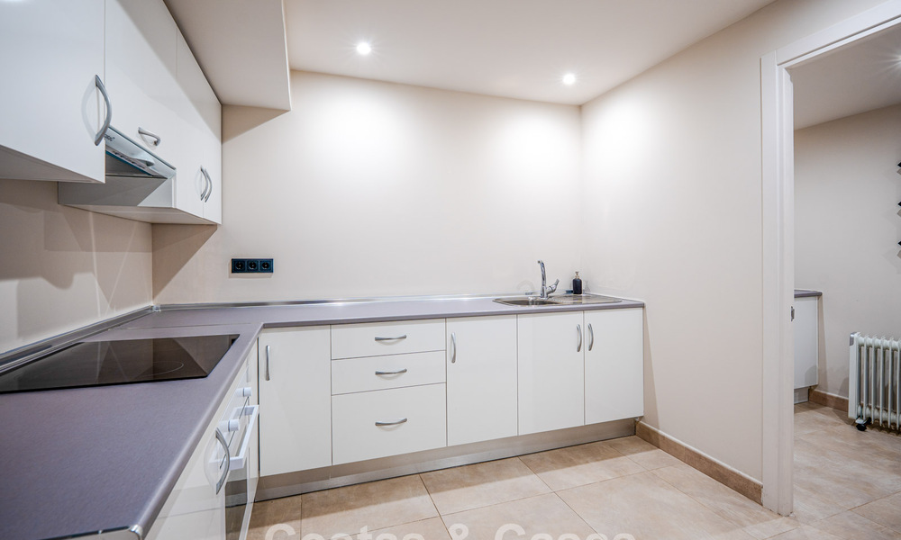 Villa de luxe avec espace de divertissement à vendre à Nueva Andalucía, Marbella 800011