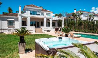 Villa de luxe avec espace de divertissement à vendre à Nueva Andalucía, Marbella 800013 