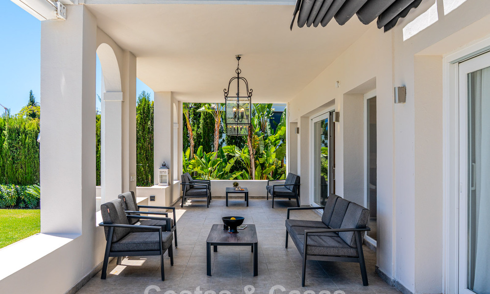 Villa de luxe avec espace de divertissement à vendre à Nueva Andalucía, Marbella 800027