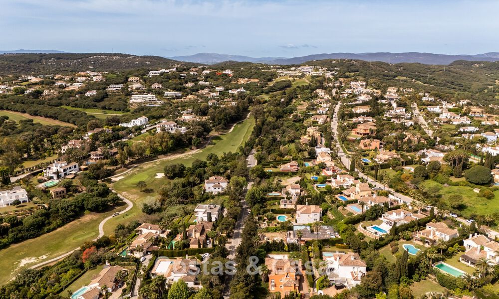 Magnifique villa andalouse contemporaine rénovée avec vue panoramique sur la mer à vendre à Sotogrande, Costa del Sol 799836