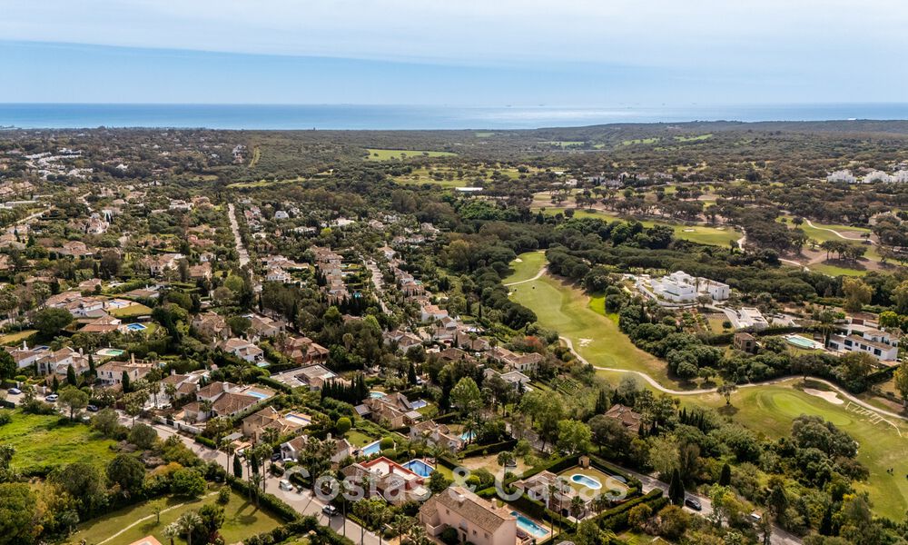 Magnifique villa andalouse contemporaine rénovée avec vue panoramique sur la mer à vendre à Sotogrande, Costa del Sol 799838