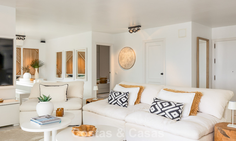 Magnifique villa andalouse contemporaine rénovée avec vue panoramique sur la mer à vendre à Sotogrande, Costa del Sol 799862