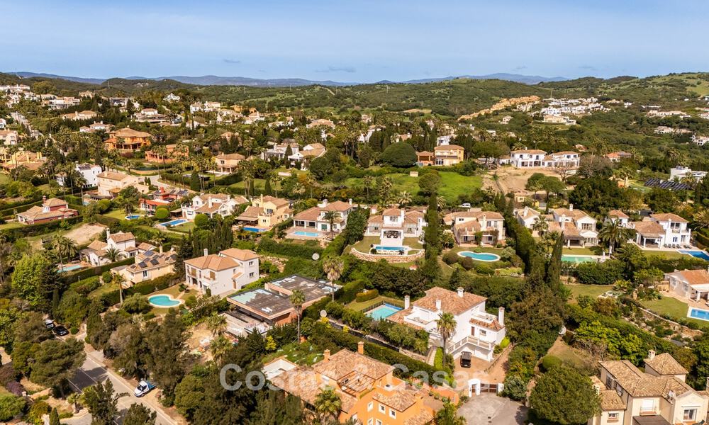 Magnifique villa andalouse contemporaine rénovée avec vue panoramique sur la mer à vendre à Sotogrande, Costa del Sol 799883