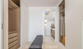 Résidences de luxe modernes prêtes à emménager à vendre dans un complexe de style resort à Fuengirola, Costa del Sol 799939 