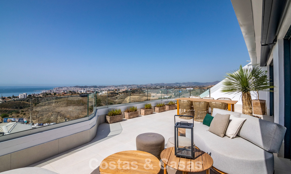 Résidences de luxe modernes prêtes à emménager à vendre dans un complexe de style resort à Fuengirola, Costa del Sol 799941