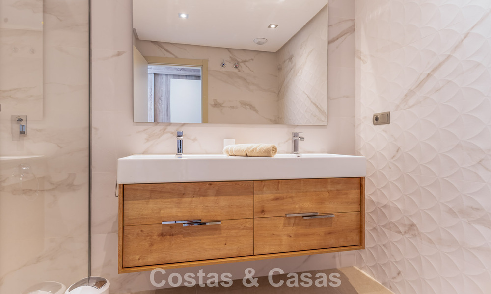 Appartement très lumineux avec grande terrasse type lounge à vendre à La Cala Golf, Mijas, Costa del Sol 799951