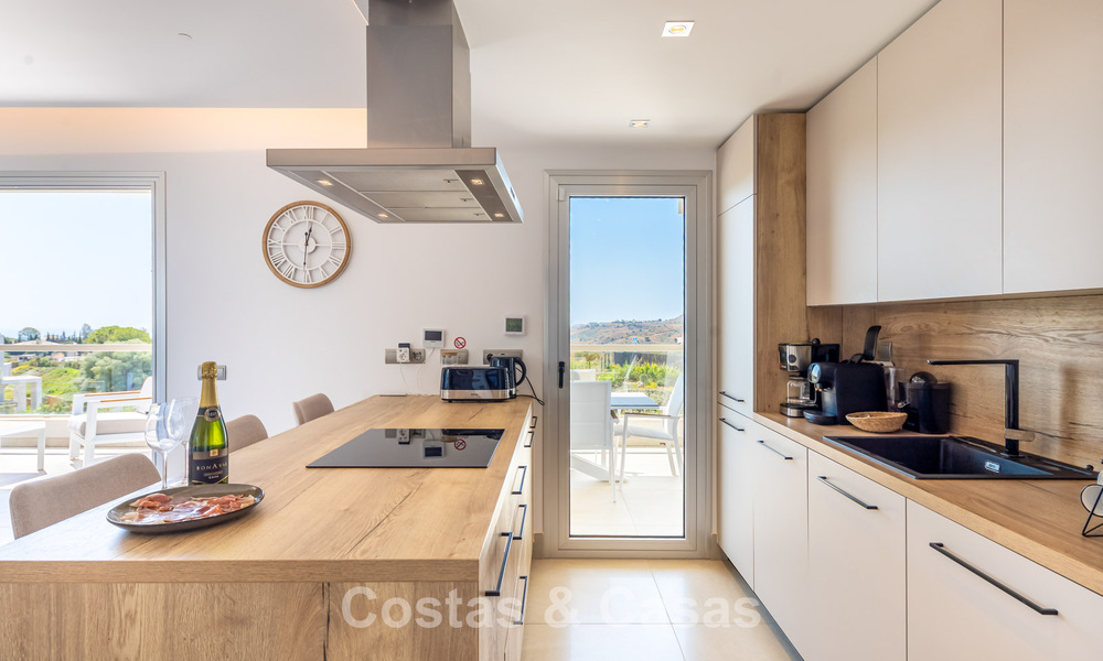 Appartement très lumineux avec grande terrasse type lounge à vendre à La Cala Golf, Mijas, Costa del Sol 799954