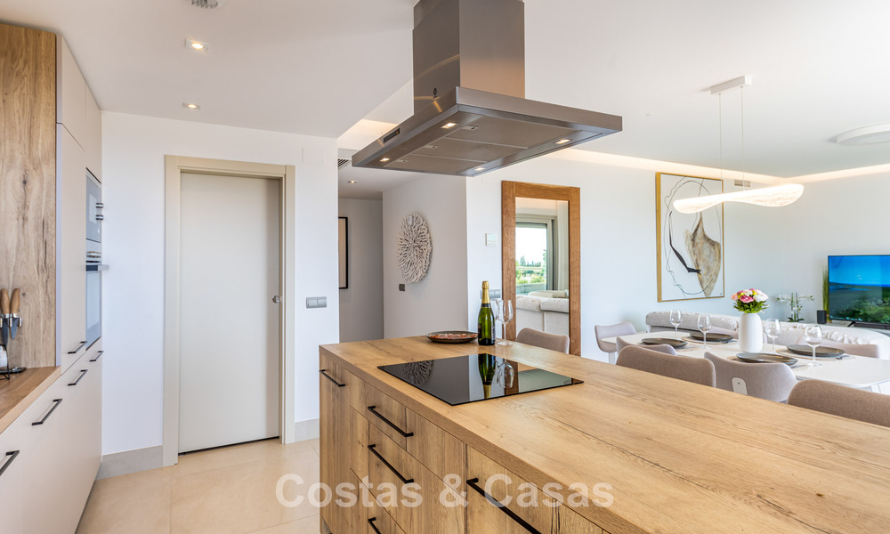 Appartement très lumineux avec grande terrasse type lounge à vendre à La Cala Golf, Mijas, Costa del Sol 799955