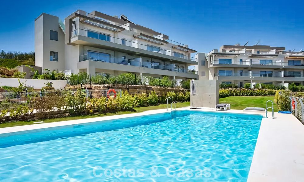 Appartement très lumineux avec grande terrasse type lounge à vendre à La Cala Golf, Mijas, Costa del Sol 799973