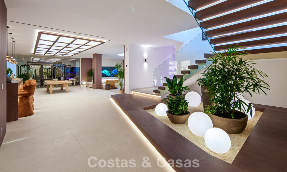 Villa contemporaine de design avec vue panoramique à vendre dans la Vallée du Golf de Nueva Andalucía, Marbella 800086