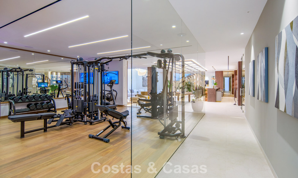 Villa contemporaine de design avec vue panoramique à vendre dans la Vallée du Golf de Nueva Andalucía, Marbella 800098