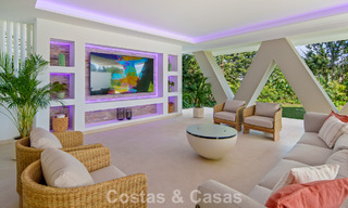 Villa contemporaine de design avec vue panoramique à vendre dans la Vallée du Golf de Nueva Andalucía, Marbella 800122 