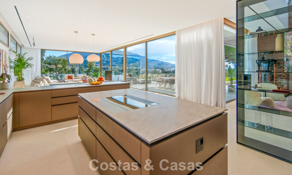 Villa contemporaine de design avec vue panoramique à vendre dans la Vallée du Golf de Nueva Andalucía, Marbella 800138
