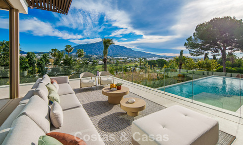 Villa contemporaine de design avec vue panoramique à vendre dans la Vallée du Golf de Nueva Andalucía, Marbella 800145