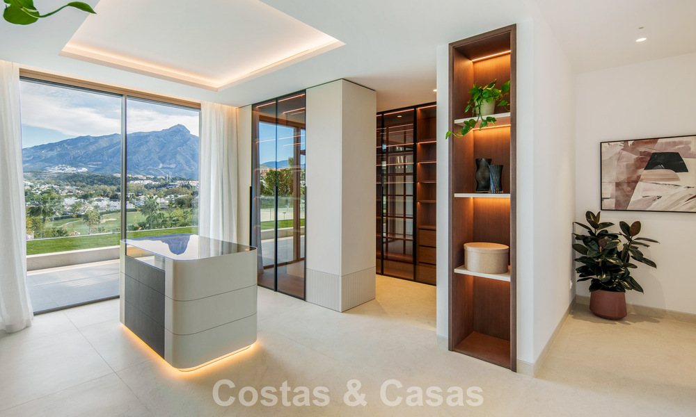 Villa contemporaine de design avec vue panoramique à vendre dans la Vallée du Golf de Nueva Andalucía, Marbella 800158