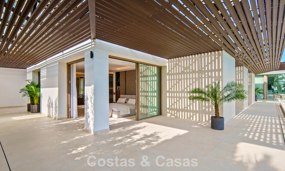 Villa contemporaine de design avec vue panoramique à vendre dans la Vallée du Golf de Nueva Andalucía, Marbella 800166