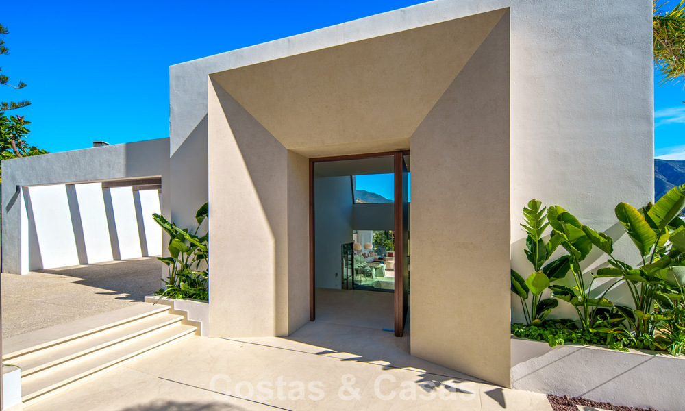 Villa contemporaine de design avec vue panoramique à vendre dans la Vallée du Golf de Nueva Andalucía, Marbella 800179