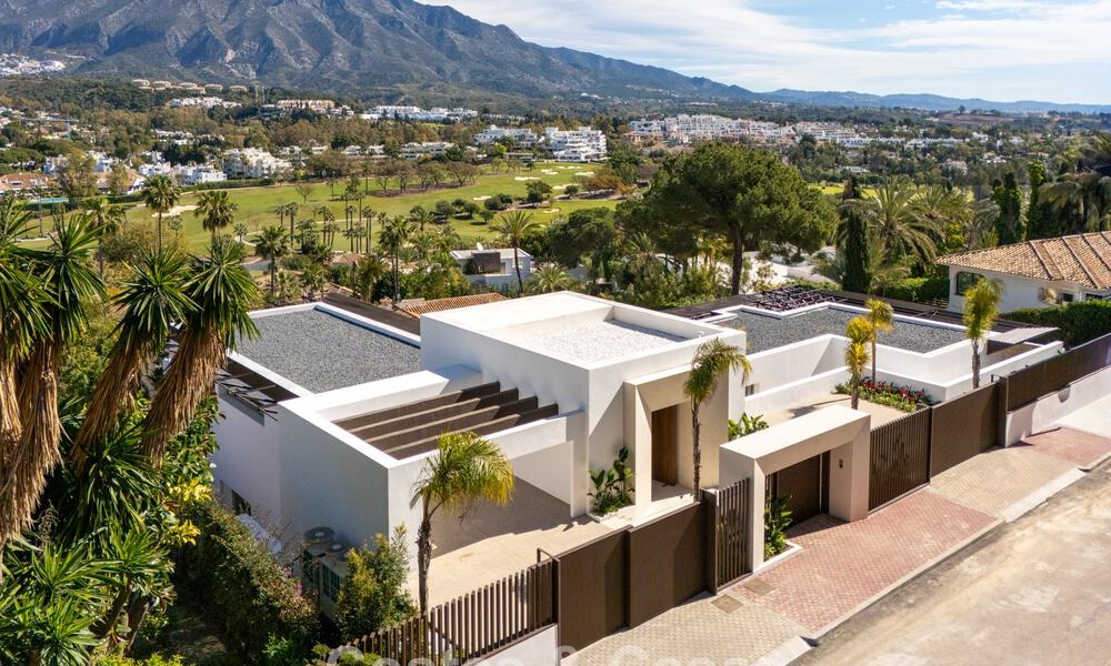 Villa contemporaine de design avec vue panoramique à vendre dans la Vallée du Golf de Nueva Andalucía, Marbella 800197