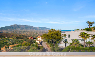 Élégante villa de luxe au style moderne avec vues panoramique à vendre dans les Collines a l'est de Marbella 800268 