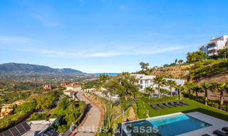 Élégante villa de luxe au style moderne avec vues panoramique à vendre dans les Collines a l'est de Marbella 800269 