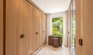 Élégante villa de luxe au style moderne avec vues panoramique à vendre dans les Collines a l'est de Marbella 800295 