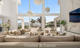 Élégante villa de luxe au style moderne avec vues panoramique à vendre dans les Collines a l'est de Marbella 800300 