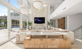 Élégante villa de luxe au style moderne avec vues panoramique à vendre dans les Collines a l'est de Marbella 800303 