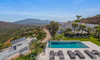 Élégante villa de luxe au style moderne avec vues panoramique à vendre dans les Collines a l'est de Marbella 800322 