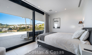 Villa de luxe sophistiquée à vendre avec vue panoramique dans la prestigieuse vallée du golf de Nueva Andalucía, Marbella 800327 