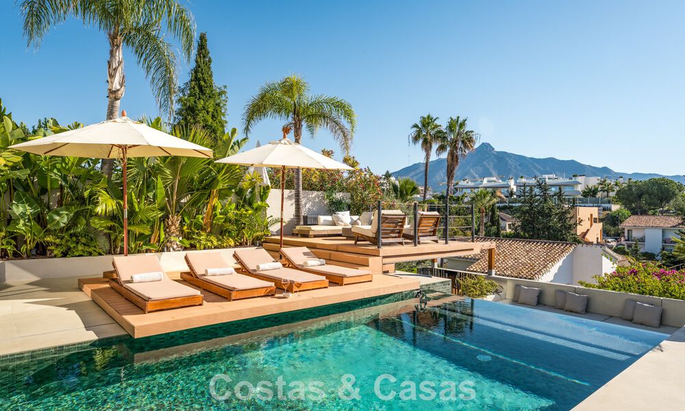 Villa moderne de luxe rénovée avec vue imprenable à vendre à Nueva Andalucía, Marbella 800345