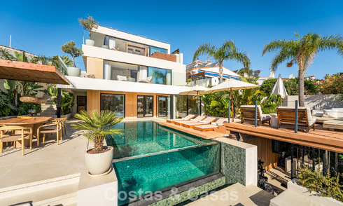 Villa moderne de luxe rénovée avec vue imprenable à vendre à Nueva Andalucía, Marbella 800353