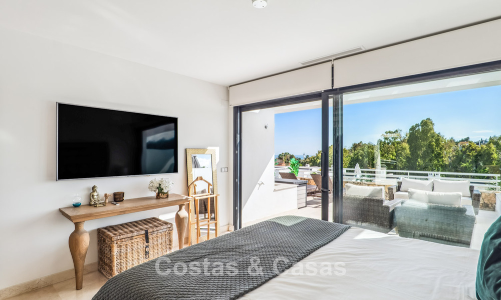Luxueuse maison mitoyenne à vendre près de Puente Romano, Golden Mile de Marbella 800381
