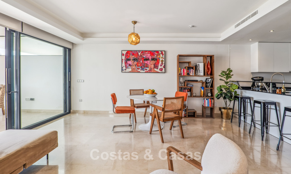 Luxueuse maison mitoyenne à vendre près de Puente Romano, Golden Mile de Marbella 800392