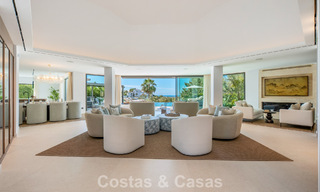 Villa de luxe méditerranéenne moderne à vendre dans une résidence sécurisée à Marbella - Benahavís 800410 