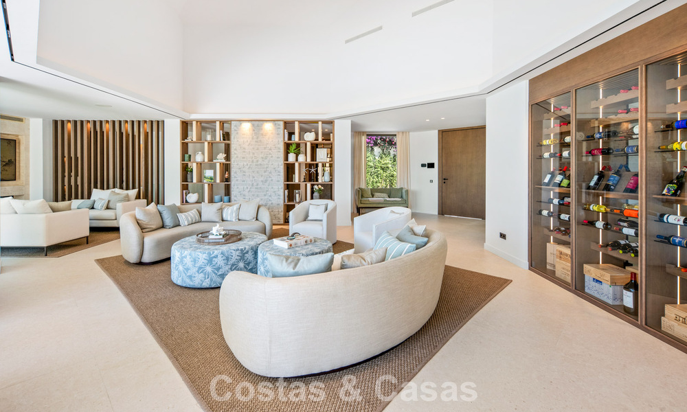 Villa de luxe méditerranéenne moderne à vendre dans une résidence sécurisée à Marbella - Benahavís 800415