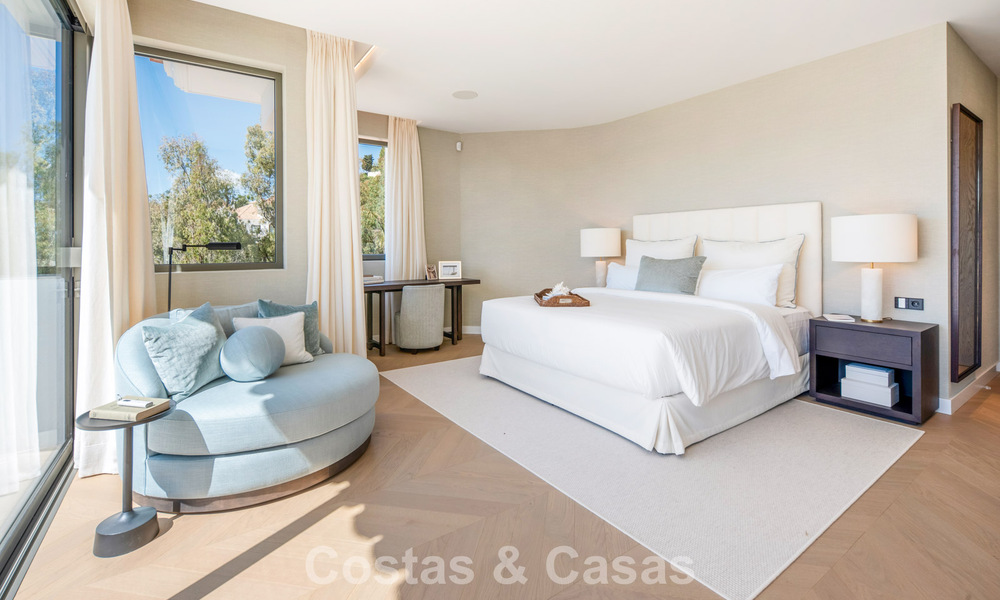 Villa de luxe méditerranéenne moderne à vendre dans une résidence sécurisée à Marbella - Benahavís 800451