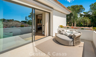 Villa de luxe méditerranéenne moderne à vendre dans une résidence sécurisée à Marbella - Benahavís 800453 
