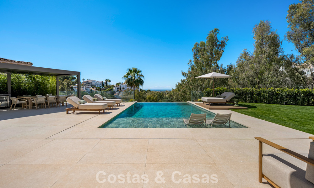 Villa de luxe méditerranéenne moderne à vendre dans une résidence sécurisée à Marbella - Benahavís 800454