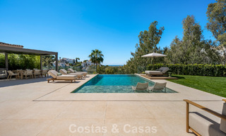 Villa de luxe méditerranéenne moderne à vendre dans une résidence sécurisée à Marbella - Benahavís 800454 