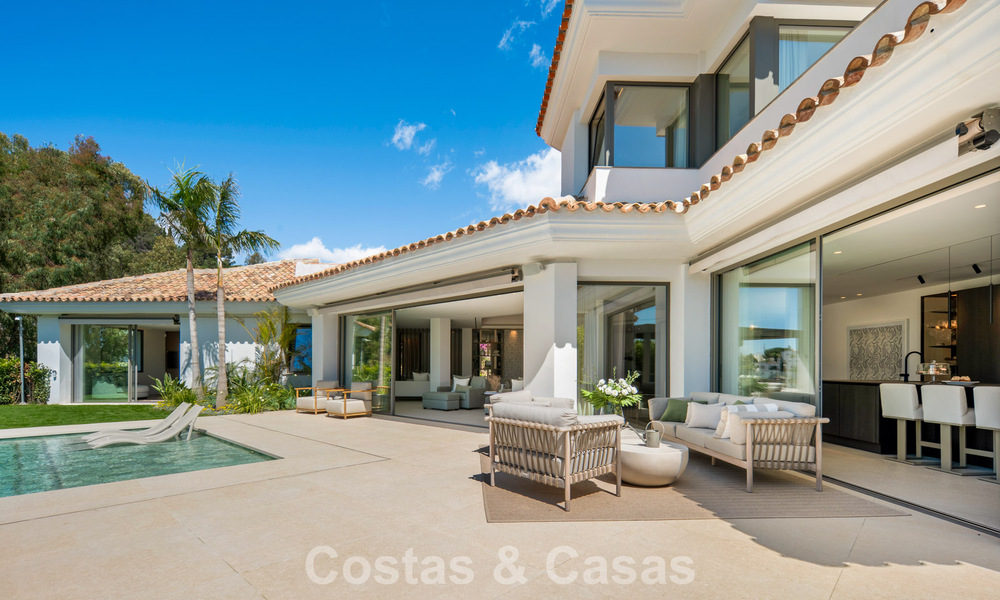 Villa de luxe méditerranéenne moderne à vendre dans une résidence sécurisée à Marbella - Benahavís 800459