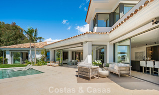 Villa de luxe méditerranéenne moderne à vendre dans une résidence sécurisée à Marbella - Benahavís 800459 