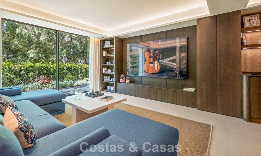 Villa de luxe méditerranéenne moderne à vendre dans une résidence sécurisée à Marbella - Benahavís 800462