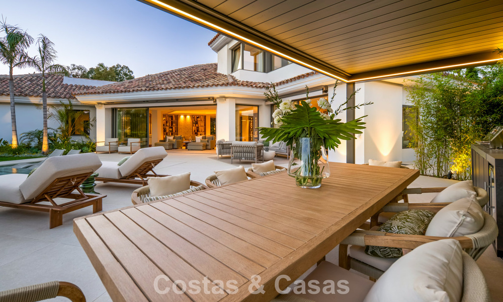 Villa de luxe méditerranéenne moderne à vendre dans une résidence sécurisée à Marbella - Benahavís 800489
