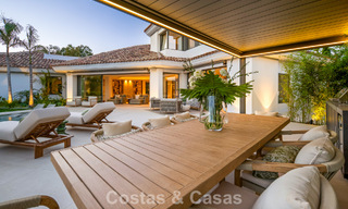 Villa de luxe méditerranéenne moderne à vendre dans une résidence sécurisée à Marbella - Benahavís 800489 