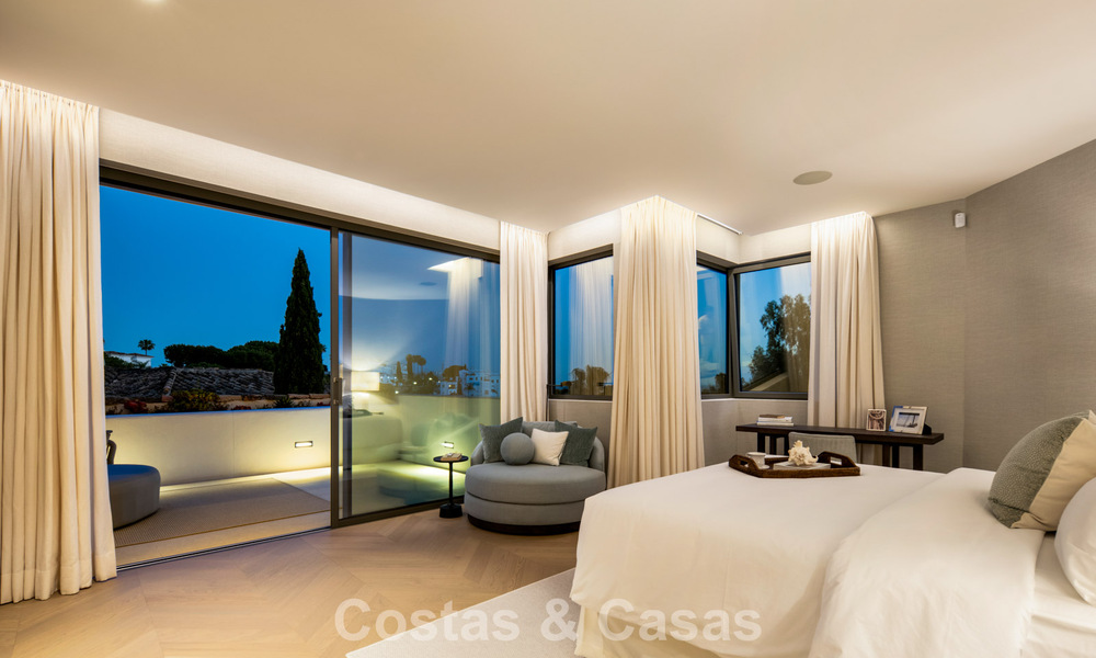 Villa de luxe méditerranéenne moderne à vendre dans une résidence sécurisée à Marbella - Benahavís 800501