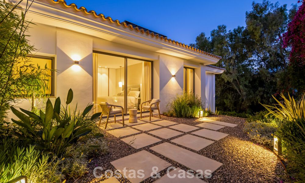 Villa de luxe méditerranéenne moderne à vendre dans une résidence sécurisée à Marbella - Benahavís 800508